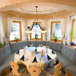 Hotel Alpenhotel Tirolerhof