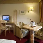 Hotel Alpenhotel Tirolerhof 4*
