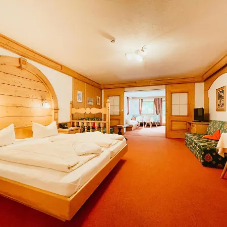 Alpenhotel Tirolerhof