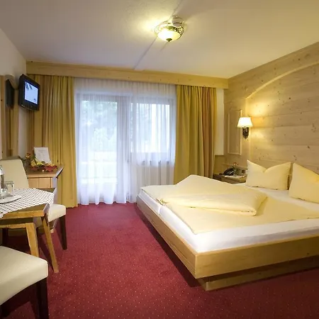 Alpenhotel Tirolerhof 4*