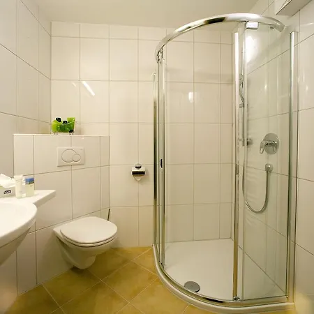 מלון Alpenhotel Tirolerhof גרלוס