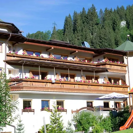 Alpenhotel Tirolerhof 4*